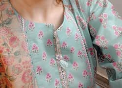 zeen stitched lawn suit
