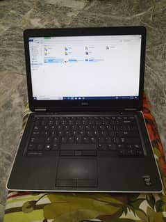 Core i5 generation 4 4gb ram 128 gb SSD 10/10