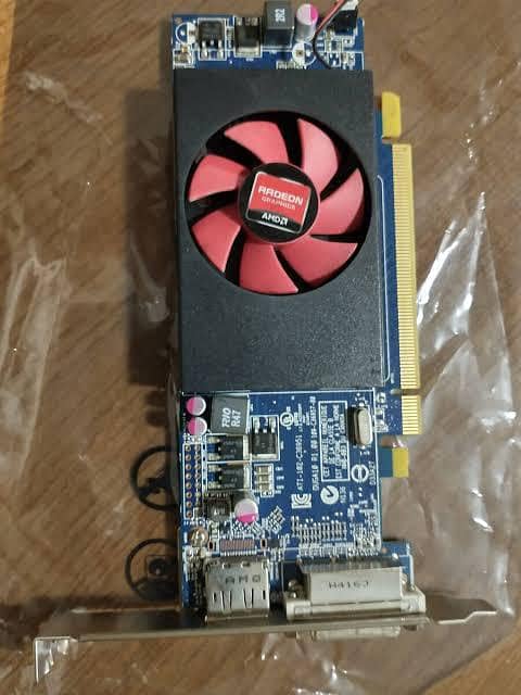 AMD Radeon r7 200 2GB 128 bit DDR3 Graphic Card 1