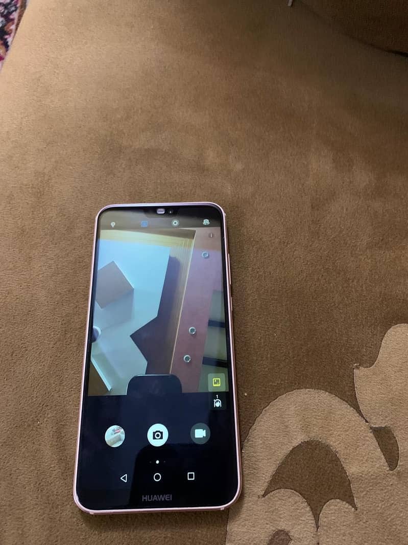 Not a single scratch on front and back best working condition phone 1