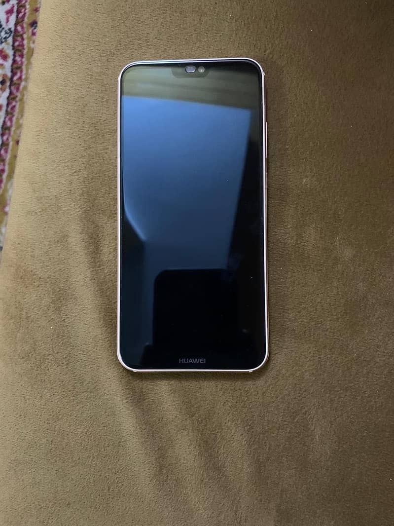 Not a single scratch on front and back best working condition phone 6