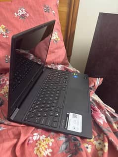 HP VICTUS 15