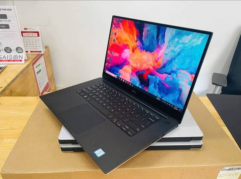 DELL XPS 15 (7590) Core i7 9th Generation (GTX 1650) 32/512gb NVME SSD 1