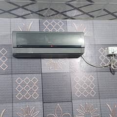 gree lush condition 1 ton inverter for sale