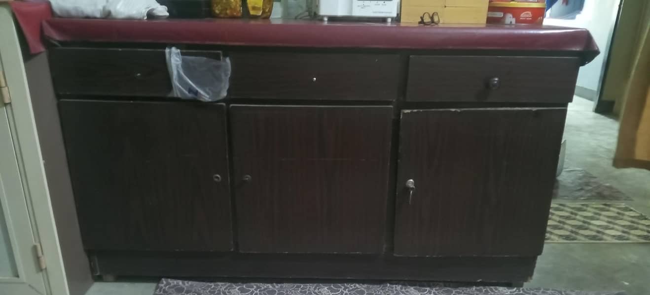 Divider and sideboard 1