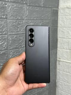 *Samsung Galaxy Z Fold4 512GB*— non pta 4 month Sim working