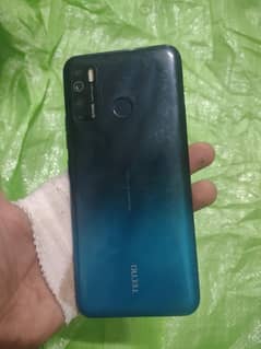 Tacno spark 5 pro 4/64