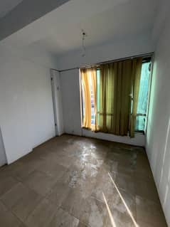 COMMERCIAL OFFICE FOR SALE GULSHAN-E-IQBAL BLOCK 15