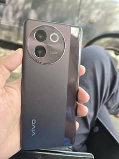 Vivo V30e