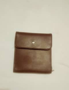 BRAUN BUFFEL  HAMD BAG FOR MENS  ONLY ONE PIECE