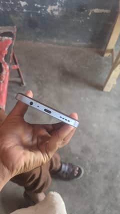 Realme note 60.10/9.5 condition  4/64