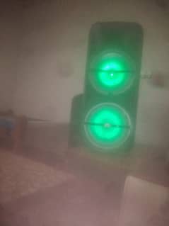 speakers