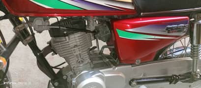 Honda 125 Red 2014 model JGK-3000