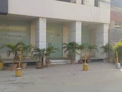 SHOWROOM ON MAIN SHARAE FAISAL