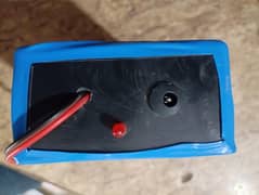 WiFi battery 12v. 4 to 5 hours battery timming