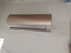 Gree AC (1 TON)