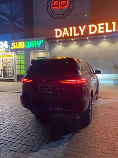 Fortuner v petrol