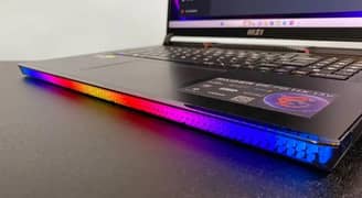 MSI Raider, Core i9, RTX 4080, 240hz QHD, 32GB/1TB Gaming Laptop