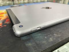 Ipad 5th Gen 32 Great 10/9