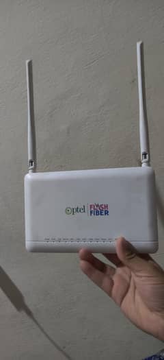 PTCL Flash Fiber Dual band Router