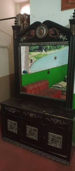showcase with mirror urgent for sale only 8000
