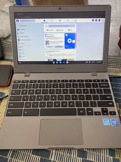 Crome book 4-16gb