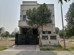 Prime Location In Samundari Road House For sale Sized 5 Marla