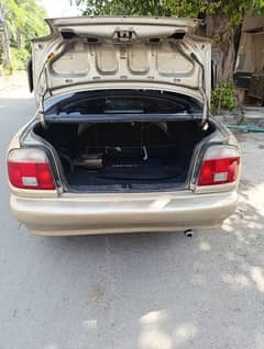 Suzuki Baleno 2004