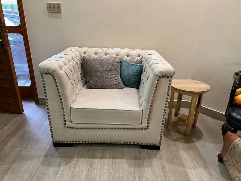 7 Seater Sofa Set (3-2-1) With Cushions / Good Condition 1
