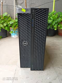 Dell 5820 | W2125 4.0 to 4.5 ghz | 32 GB ddr4 | M. 2 256 | 950W 80+