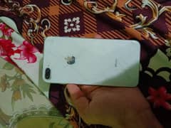 Iphone 8 plus 64GB health 75% exchange and sale back broken