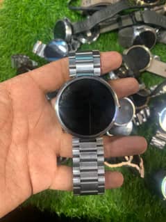 luxurious motorola metallic smart watches big display touch display