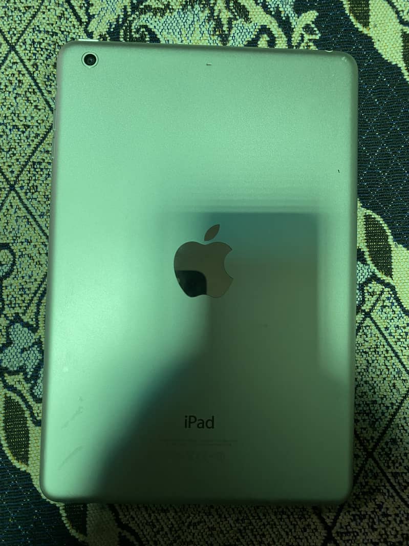 ipad mini 2 16gb 9/10 1