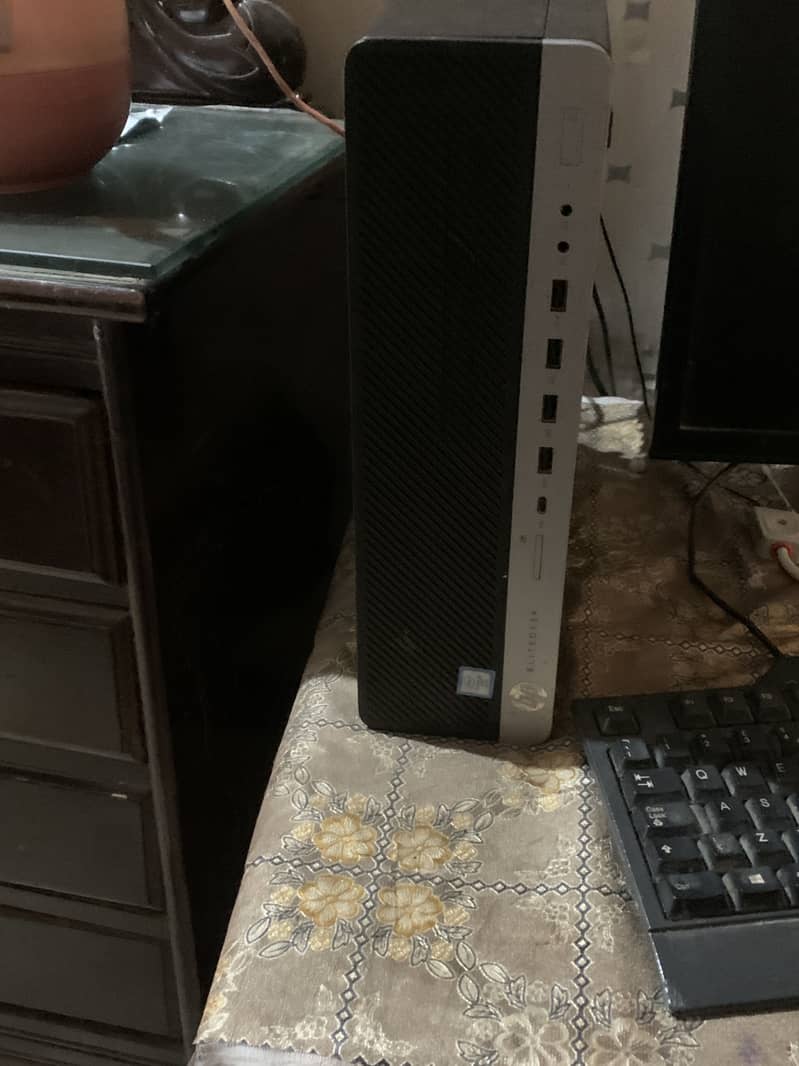 pc i3  6 generatio. 8 gb ram ddr4 1