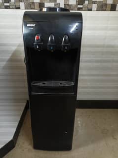 Orient water dispenser