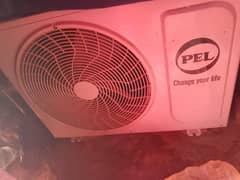 AC urgent sale DC inverter
