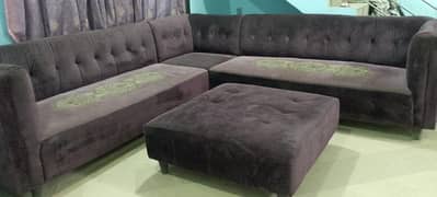l shape sofa with center table