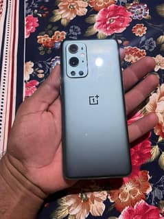 OnePlus 9 pro 12/256