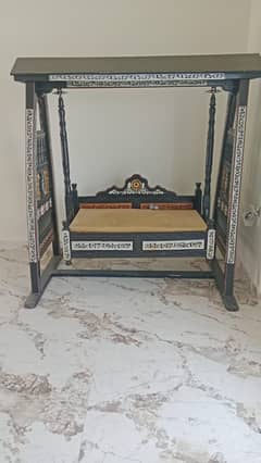 jhoola for sale 10/10 condition Hy bikul ok Hy 03055144761