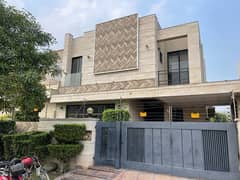 Modern Design 10 Marla House For Sale