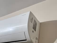1 Ton HUNDAI Inverter Ac
