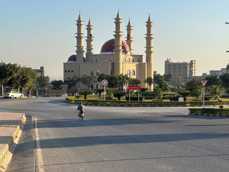 1-Kanal Plot Heighted Location Available For Sale In Gulberg Residencia Block A 5
