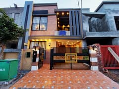5 Marla Brand New House for Sale in Bahria Town Lahore | Modern Design | Prime Location