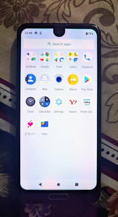 sharp Aquos R2