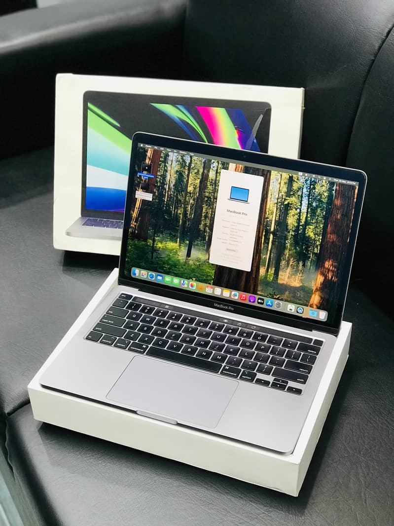 Apple Macbook pro 2020 core i5 cto model 5