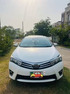 Toyota Altis Grande 2015 emaculate condition