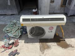 LG 1.5 ton 100% a. c for sale