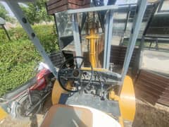 Toyota heavy 3 ton lifter