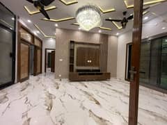 10 Marla upper Portion for rent hot location bahria town