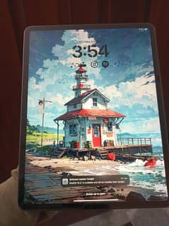IPAD pro 2020 12'9 inches with box and apple pen gen 2